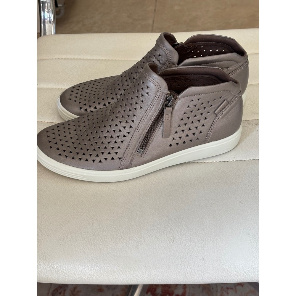 ECCO Soft 7 Tred Zip Taupe Metallic Perforated Leather Sneakers Women 40 US 9